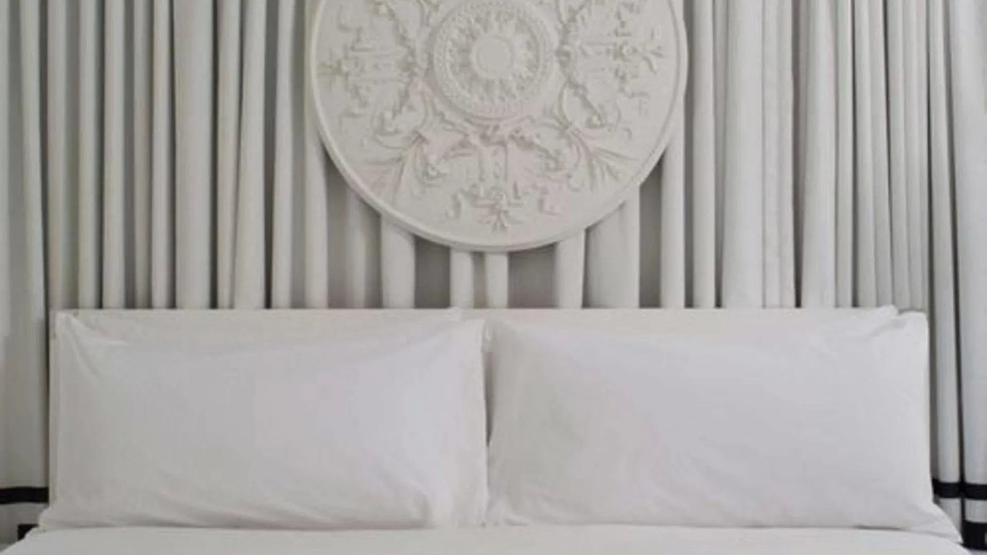 ****  Avalon Hotel & Bungalows Palm Springs, A Member Of Design Hotels Estados Unidos