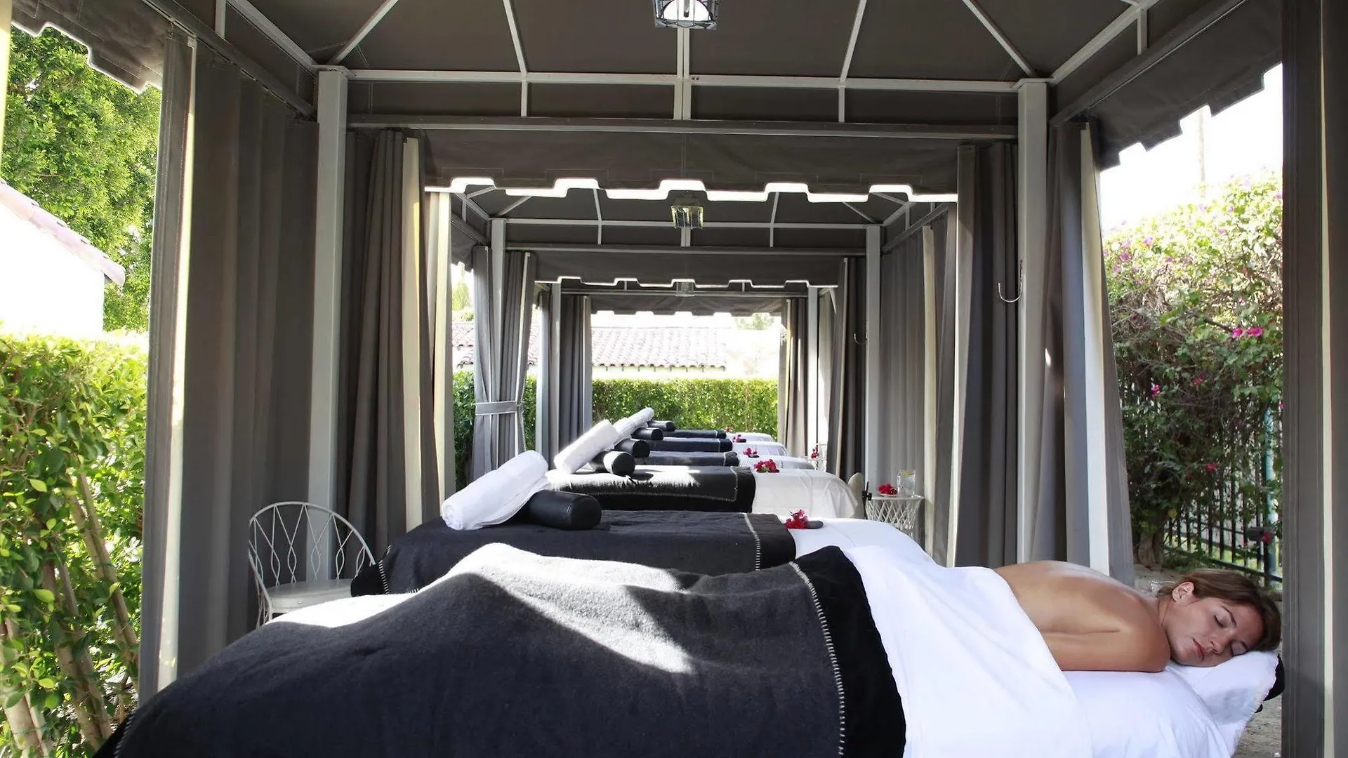 Avalon Hotel & Bungalows Palm Springs, A Member Of Design Hotels