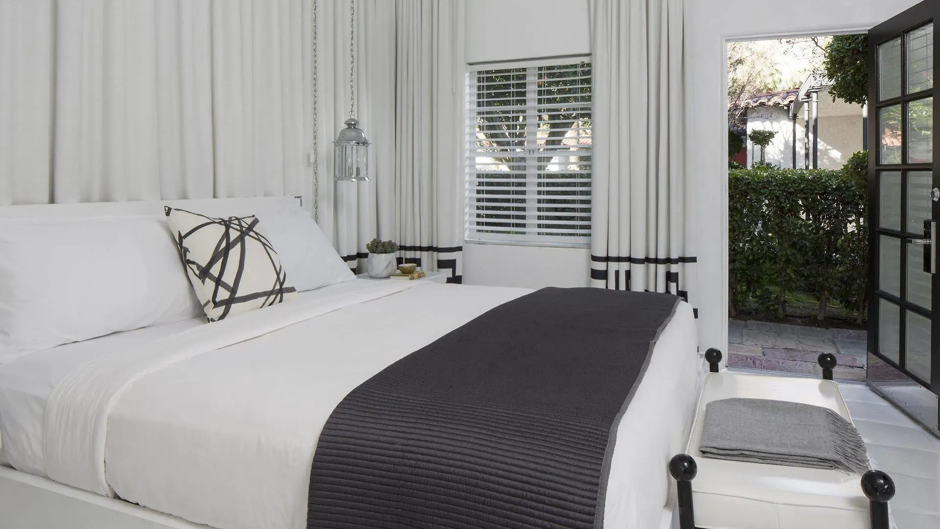 Avalon Hotel & Bungalows Palm Springs, A Member Of Design Hotels
