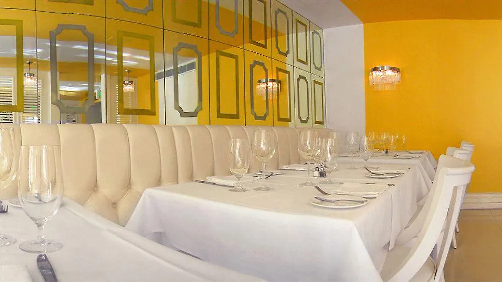 Avalon Hotel & Bungalows Palm Springs, A Member Of Design Hotels